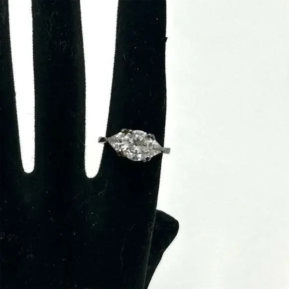 Vintage Women's Three-Stone Oval Gemstone Sterling Silver Ring Size 6 - Picture 1 of 5